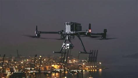 Navigating the Dark: Night Vision Drones - GEARRICE