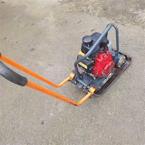 Belle Altrad Lc Pclx Honda Petrol Wacker Plate Compactor