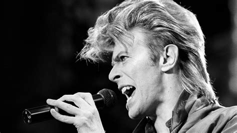 10 Best David Bowie Songs of All Time - Singersroom.com