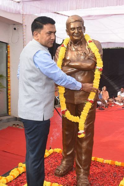 Chief Minister Dr Pramod Sawant Alongwith Speaker Chief Secretary