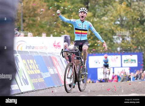 NAMUR BELGIQUE NOVEMBRE 5 Emiel Veerstrynge De Belguim Lors Des