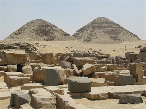 Abusir 5th Dynasty Pyramid Field Mortuary Temple Of Sahu Flickr