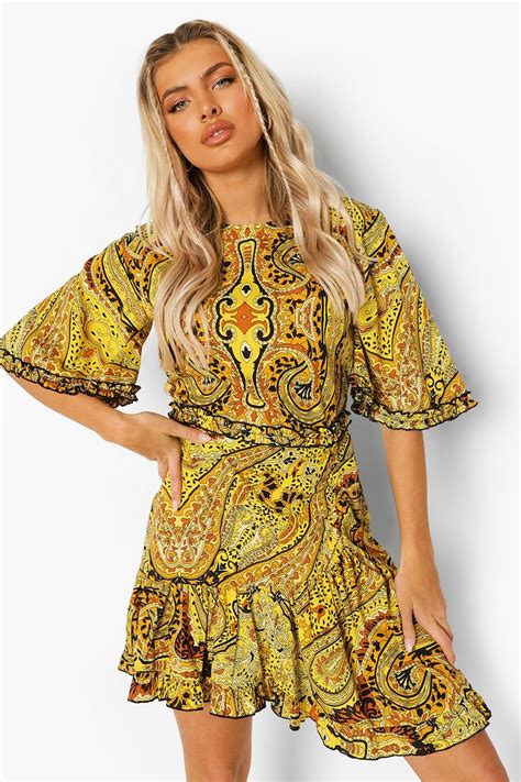 Chain Print Ruffle Tea Dress Boohoo Uk