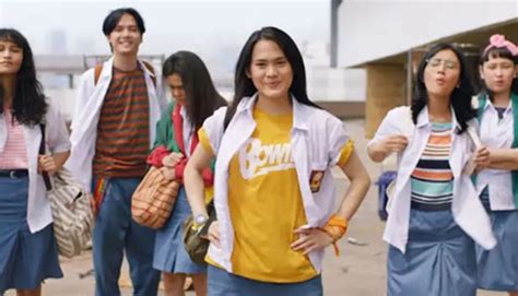 gaya baju    bisa kamu terapkan sehari hari