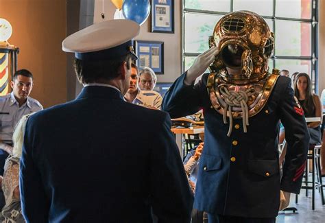 Dvids Images Coast Guard Diver Retirement Ceremony Image Of