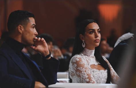 Cristiano Ronaldo E Georgina Brilham Nos Globe Soccer Awards Movenot Cias