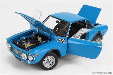 Autoart Echelle Lancia Fulvia Coupe Hf Fanalone Light Blue