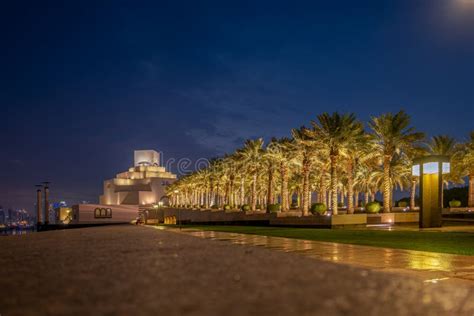 Museum of Islamic Art and Skyline of Modern Doha Editorial Photo ...