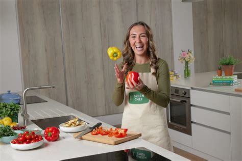 Green Chef Partners With Manchester United Womens Captain Katie Zelem