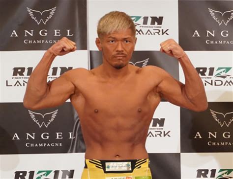 元k 1王者・久保優太は失神ko宣言、巌流島王者の奥田啓介は打撃とタックル、3度目の正直でrizin初勝利はどちらの手に Efight