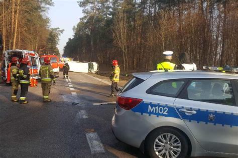 Korzeniste Tragiczny wypadek na DK 63 Zginął 37 letni pasażer busa