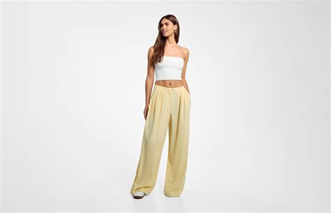 Update More Than 75 Bershka Striped Trousers In Cdgdbentre