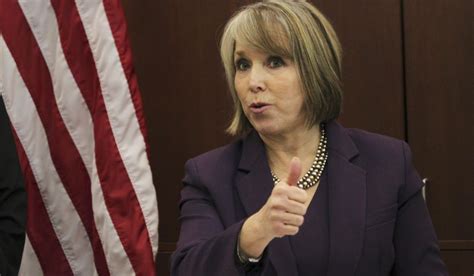 Democrat Lujan Grisham Takes Oath As New Mexico Governor Washington Times