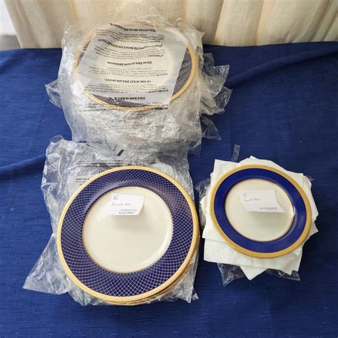 25 Lenox Fine Bone China Independence Blue Gold Ivory | EstateSales.org