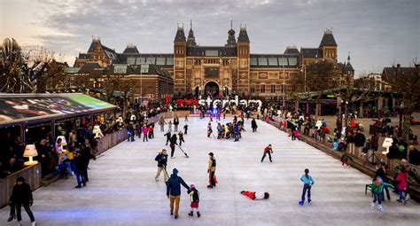 How to Spend a Weekend in Amsterdam: Hit the ice like a Dutchie! Go ice ...