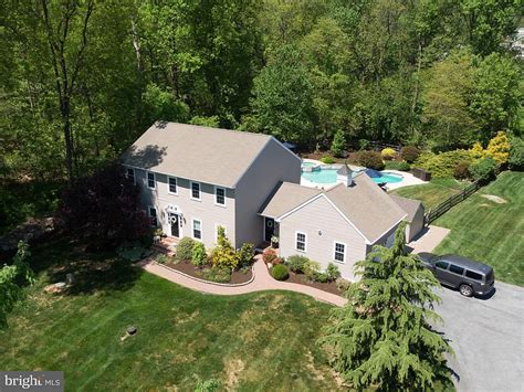 1073 Fairview Rd Glenmoore Pa 19343 Zillow