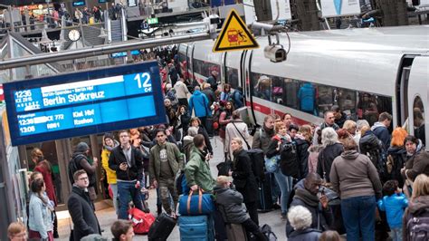 Statistik Deutsche Bahn Mehr Als Jeder Dritte Fernzug Zu Sp T