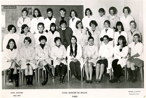 Photo De Classe 1° A 2 De 1967 Lycée International De Paris Honoré De