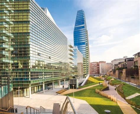 Dalle Torri Di Porta Nuova Alla Biblioteca Degli Alberi