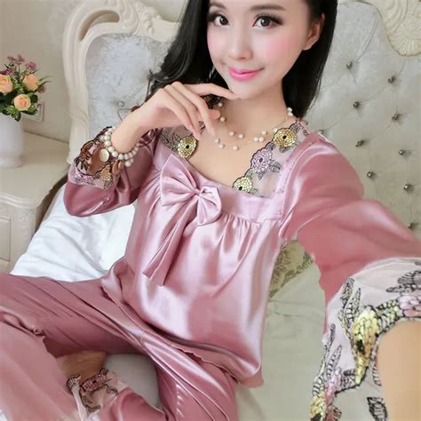 2017 New Brand Luxury Silk Pajamas Set Women Summer Autumn Lace Stitch