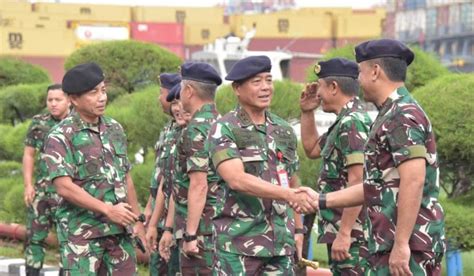 Kasal Sambut Kedatangan Kri Frans Kaisiepo Dari Misi Pbb Di Lebanon