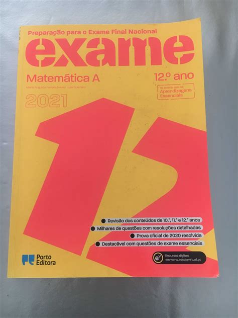 Livro de preparação para o exame nacional de Matemática A 12º ano 2021