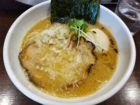 『濃厚中華そば 炙りチャーシュー＋味玉』自家製麺 まかないへきるのレビュー ラーメンデータベース