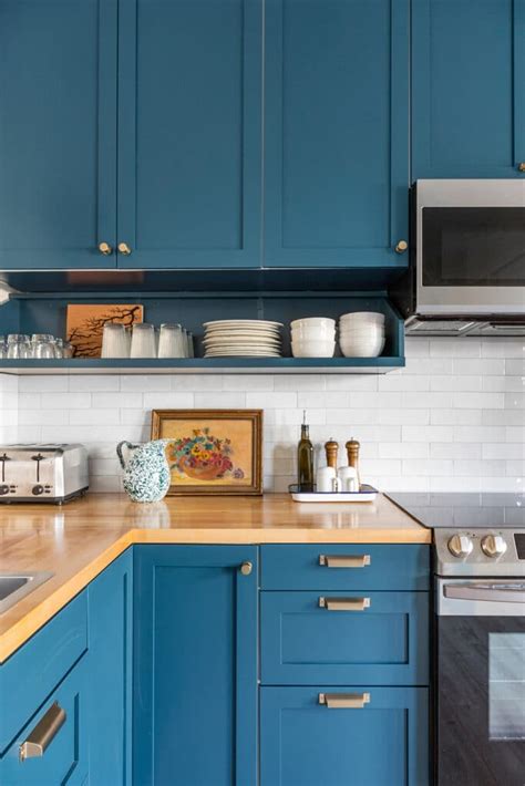 The 6 Best Kitchen Paint Color Trends We Love For 2022