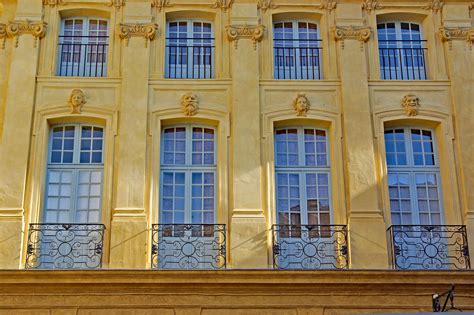 Kostenlose foto Architektur Holz Haus Fenster Gebäude Palast