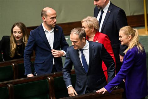 Niemiecki Dziennik Pis Zale Y Na Chaosie A Rz D Tuska Dzia A