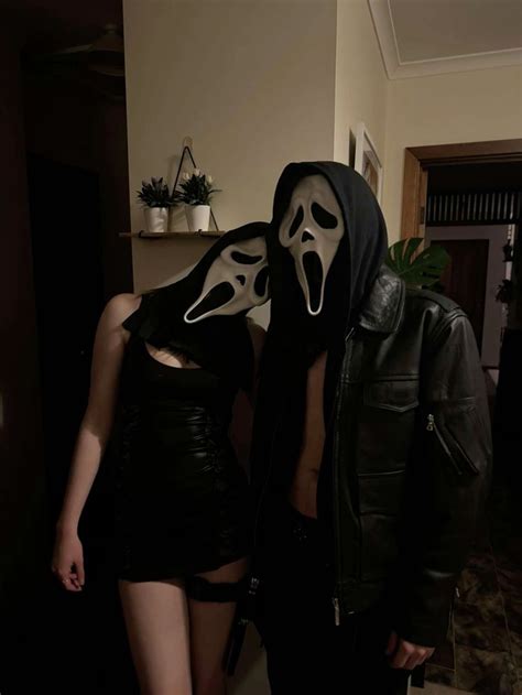 Pin By Logan On Pins By You Couples Halloween Outfits Couple