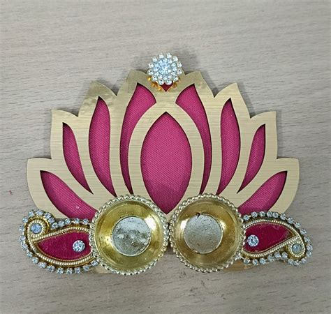 Cast Iron Pink And Golden Lotus Shape Floating Rangoli At Rs Piece