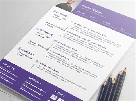 Free Minimal Resume CV Template in Photoshop (PSD) Format – CreativeBooster