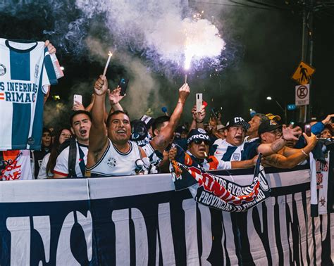 Alianza Lima Hinchas Siempre Presentes Banderazo En Brasil Previo A Duelo Ante Atlético