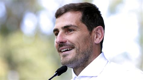 Se Retira Iker Casillas Leyenda Del F Tbol Espa Ol Y Mundial Euronews