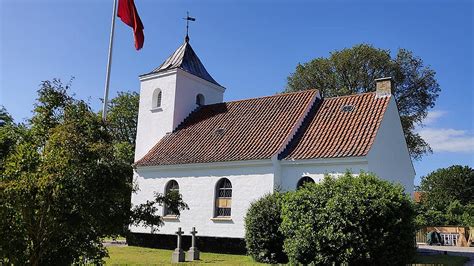 Kirke i krise Indkalder alle til møde TV2 Østjylland