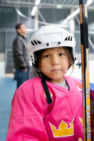 Sweden Portrait of girl 6 7 in ice hockey uniformの写真素材 FYI02202369