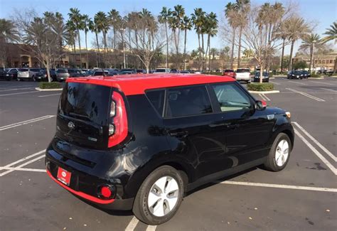 Super Rare Cherry Black / Inferno Red Kia Soul EV With White Alloys ...