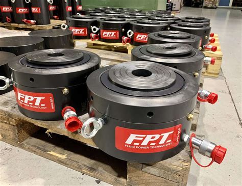 Custom Hydraulic Cylinders With Extreme Customizations Made By Fpt