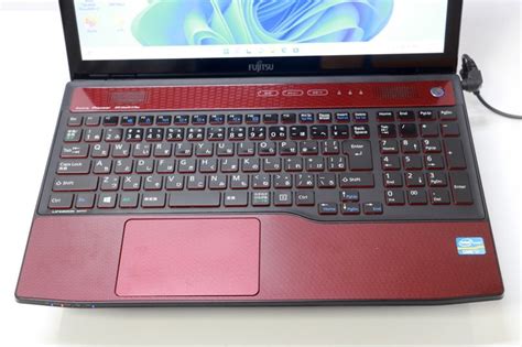 富士通 LIFEBOOK AH77 J ガーネットレッド FMVA77JRY 2012年10月発表 秋冬モデル ヤマダ電機オリジナル