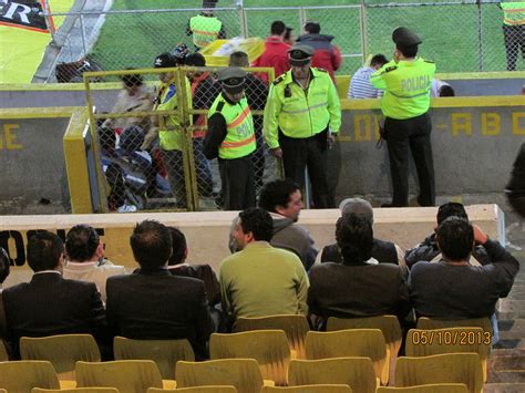 100 policías aseguran el inicio de la Copa Sudamericana en Quito