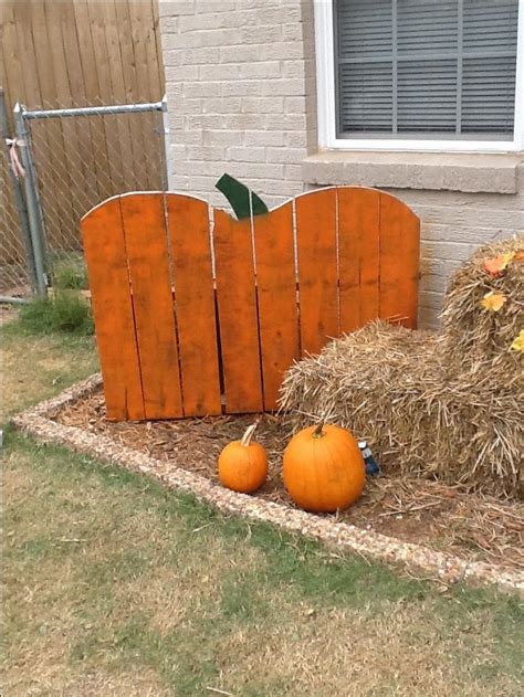 Pumpkin Made From Pallets Pallet Crafts Wooden Crafts Pallet Ideas