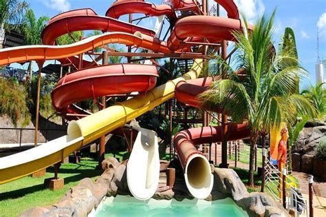 13 Melhores Parques Aquáticos Do Brasil Para Uma Diversão Completa