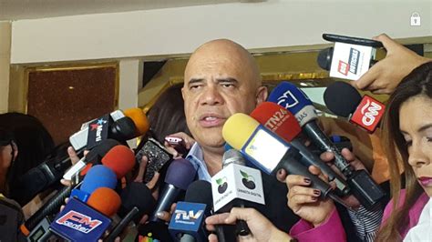 MUD escéptica ante misión electoral de la Unasur que llegó a Caracas