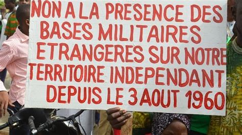 Manifestation contre les bases militaires étrangères au Niger BBC