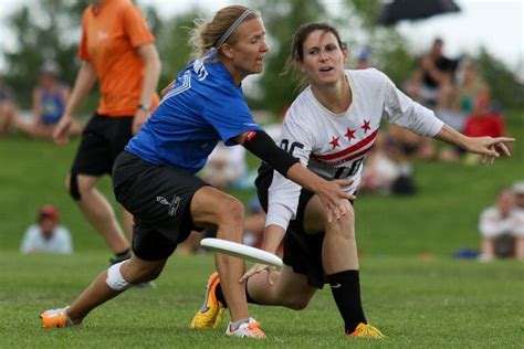 How To Throw A Backhand In Ultimate Frisbee Features Ultiworld