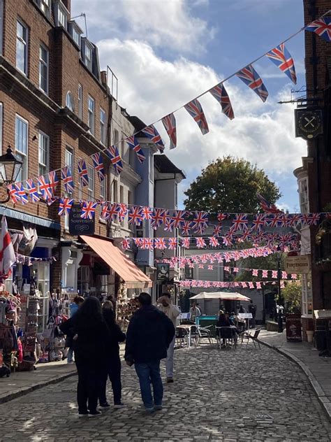 Virtual tours help explain why windsor chapel is a landmark 15