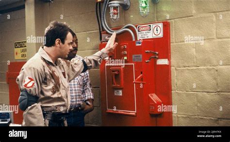 Dan Aykroyd Ernie Hudson Ghostbusters 1984 Stock Photo Alamy