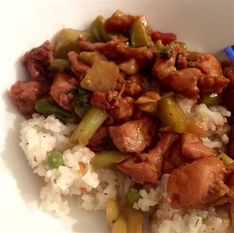 Trader Joe S Kung Pao Chicken With Extra Broccoli And A Mix Of White Rice And Riced Cauliflower