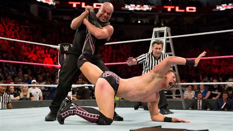 The 10 Most Dangerous Submission Holds In Wwe Right Now Wwe